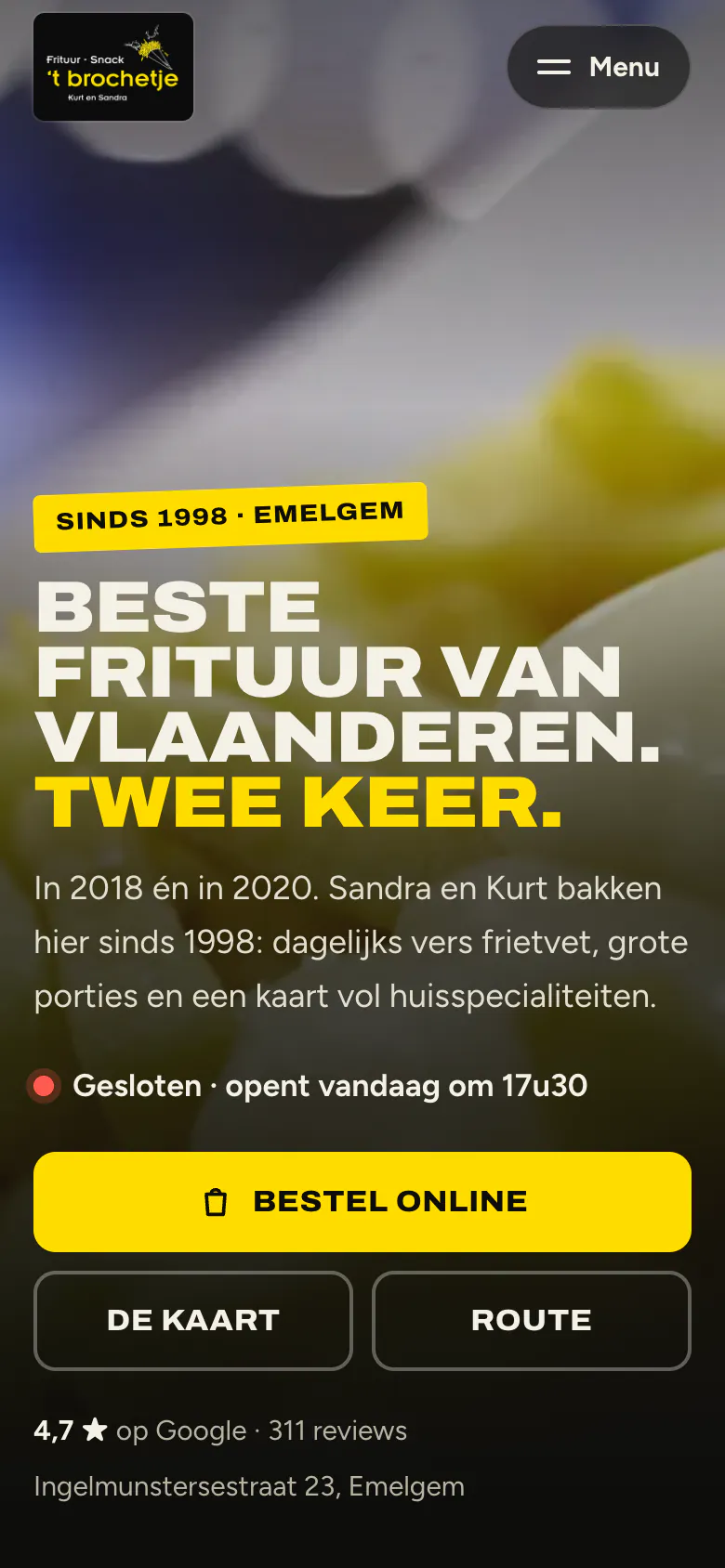De website van Frituur ’t Brochetje op een gsm, met of ze nu open zijn en de knoppen Bestel online, De kaart en Route